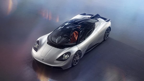 The chassis and body of the T.50 are entirely constructed from high-grade carbon fibre. The chassis and body of the T.50 are entirely constructed from high-grade carbon fibre.