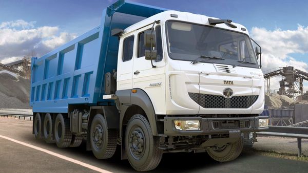 Tata Motors drives in India's largest tipper truck | HT Auto