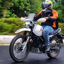 Hero Xtreme 160r Price In India Check Hero Xtreme 160r On Road Price Colors Mileage And Image