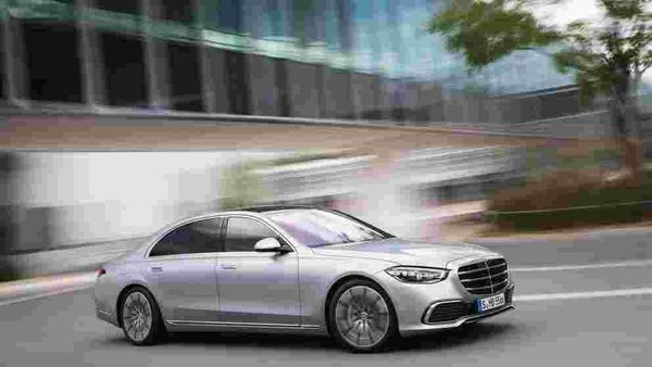 Mercedes S Class 21 Breaks Cover Chariot Of Opulence And Performance