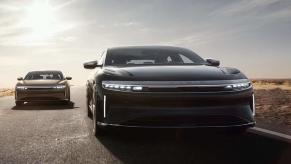 Lucid Motors Unveils Fastest Charging Ev Air Sedan With Range Of 832 Kms