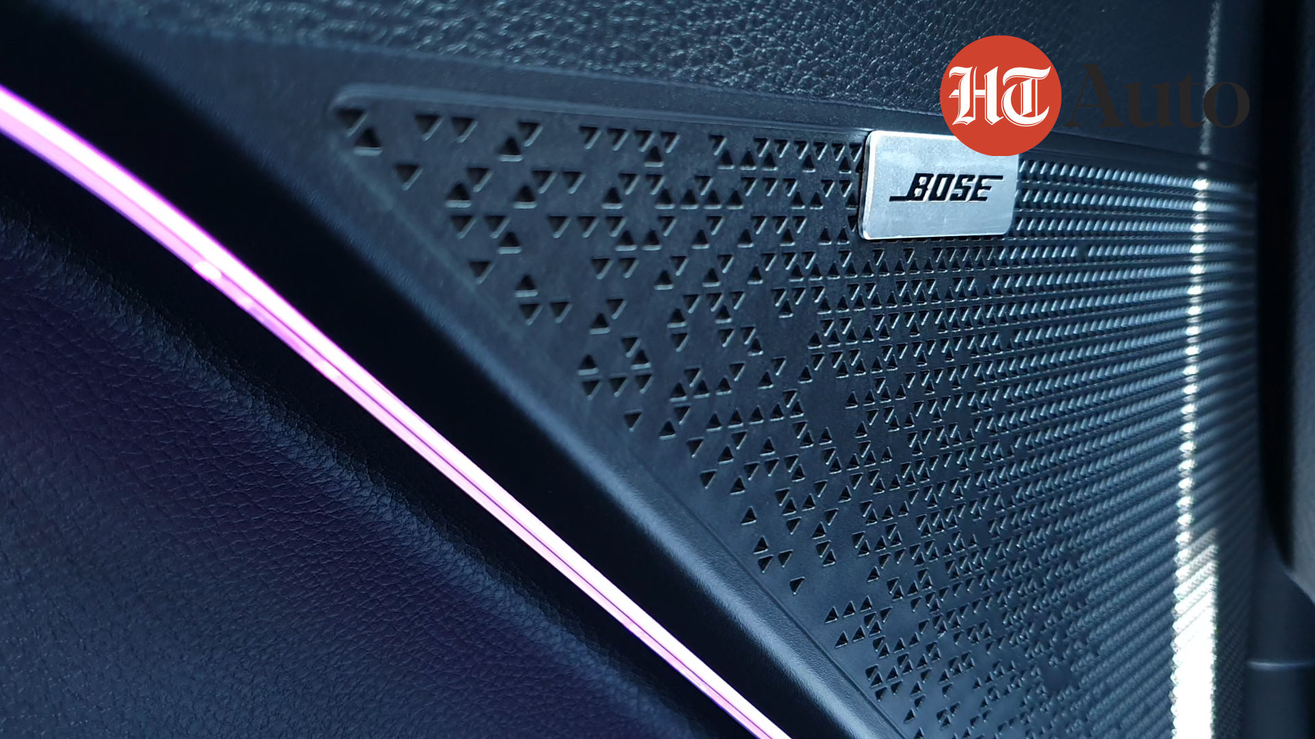 Kia Sonet comes with Bose sound system with mood lighting feature Kia Sonet comes with Bose sound system with mood lighting feature