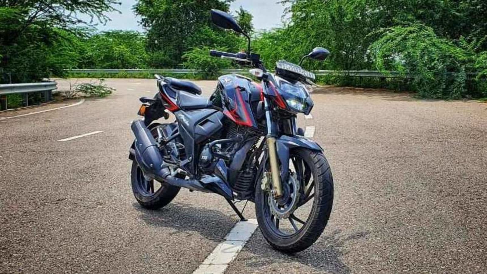 TVS Apache RTR 200 4V becomes cheaper with Super Moto ABS HT Auto