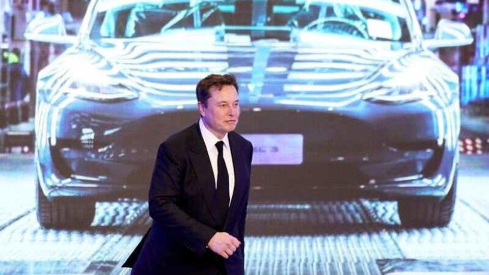 Tesla S Value Drops 50 Billion As Elon Musk S Cheaper Battery 3 Years Away