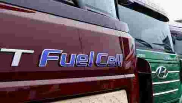 New hydrogen fuel cell trucks made by Hyundai