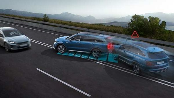 The new Kia Sorento SUV will be the first car to be equipped with the Korean carmaker’s Multi-Collision Brake system.