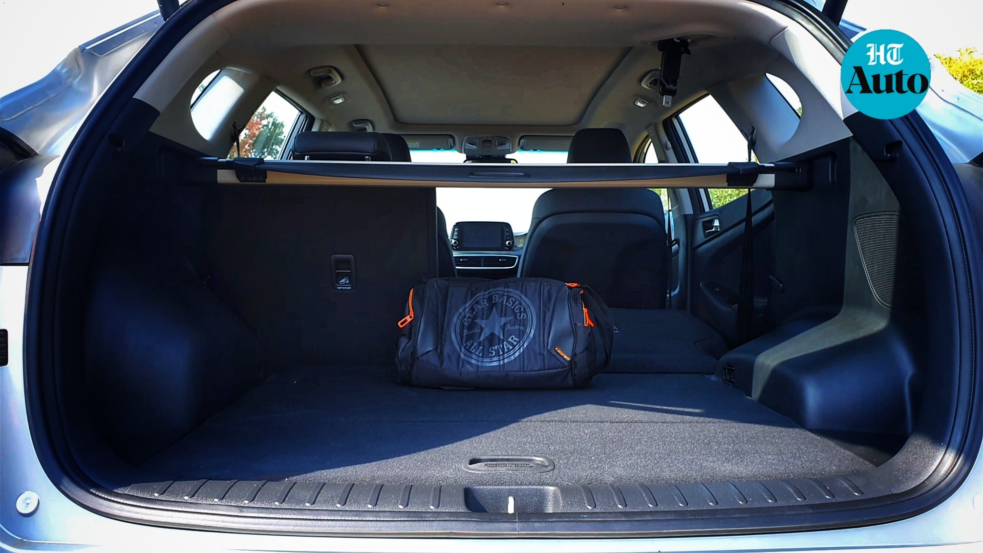 Tuscon offers 513 litres of boot space and the option to split fold the rear seats expands the storage space even further. (HT Auto/Sabyasachi Dasgupta)