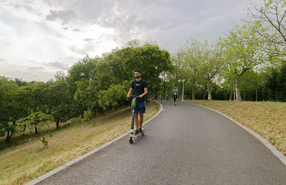 A wide range of e-two-wheeler options are fast becoming popular within city limits. (File photo used for representational purpose) A wide range of e-two-wheeler options are fast becoming popular within city limits. (File photo used for representational purpose)