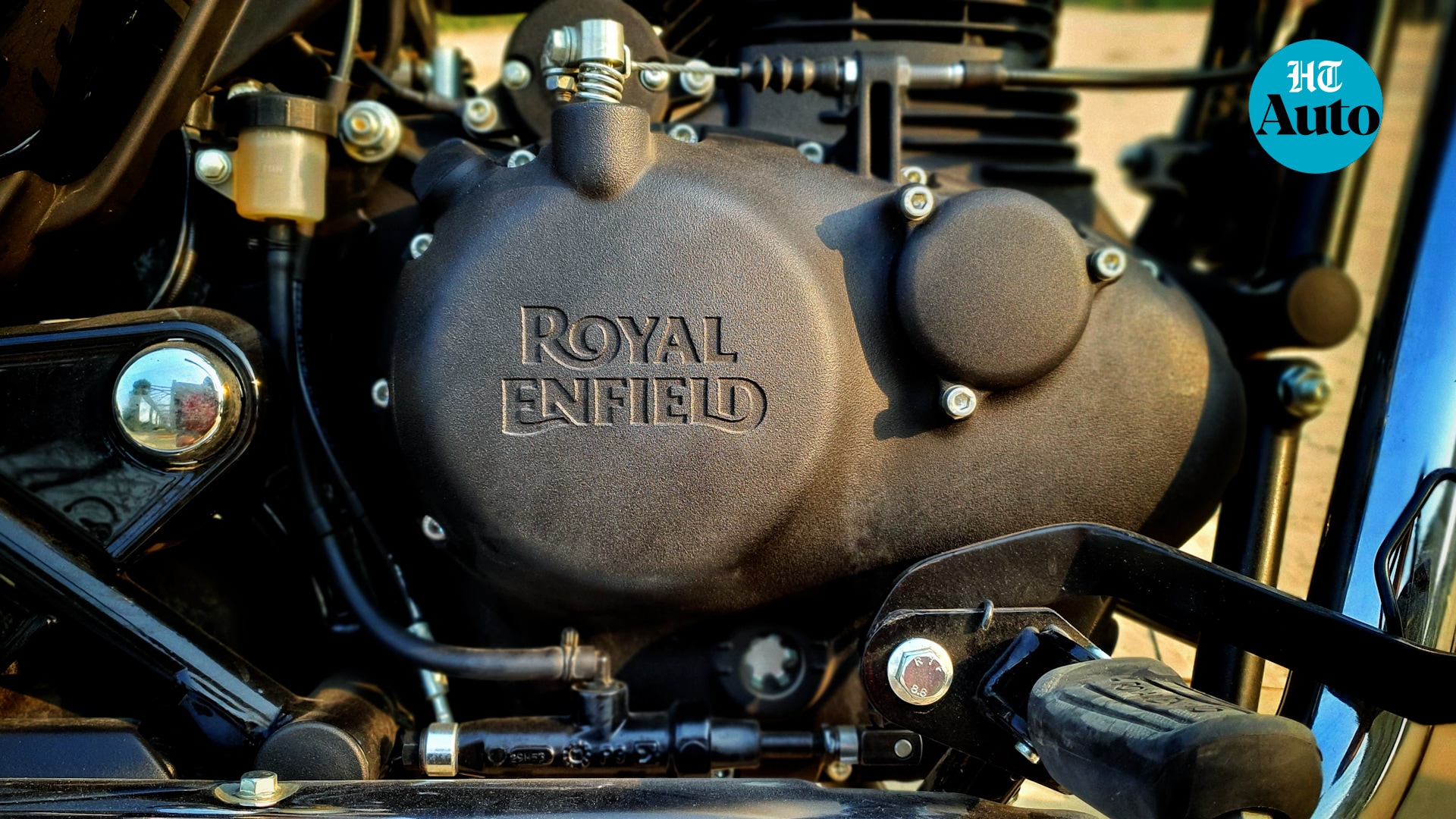 The new 349 cc engine is completely in a league of its own with its buttery smooth power delivery and refinement levels which set a new benchmark. Image Courtesy: Sabyasachi Dasgupta The new 349 cc engine is completely in a league of its own with its buttery smooth power delivery and refinement levels which set a new benchmark. Image Courtesy: Sabyasachi Dasgupta