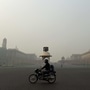 New Delhi: A man rides a motorcyle amid low visibility due to smog, in New Delhi, Monday, Nov. 9, 2020. The national capital's air quality remained �severe� for the fifth consecutive day on Monday, with calm wind speed exacerbating the effect of stubble burning. (PTI Photo/Atul Yadav)(PTI09-11-2020_000060A) (PTI)