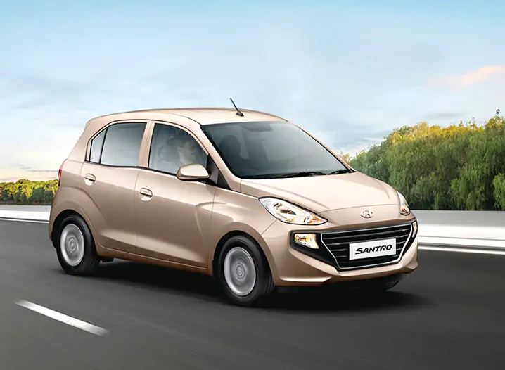 The latest Hyundai Santro features a 1.1-litre petrol engine that can generate a power output of 69 hp and also offers an an AMT gearbox. The price of the Magna AMT is at around <span class=