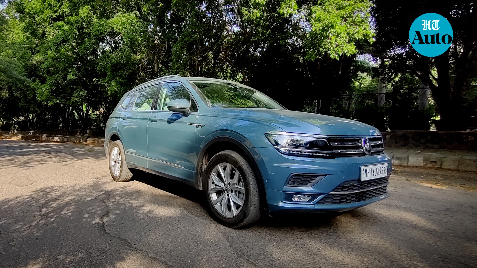 A confident posture helps Tiguan AllSpace have a strong road presence. (HT Auto/Sabyasachi Dasgupta)