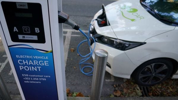 An ESB (Electricity Supply Board) electric vehicle charge point is seen in use in Dublin, Ireland, September 3, 2020. REUTERS/Clodagh Kilcoyne (REUTERS)