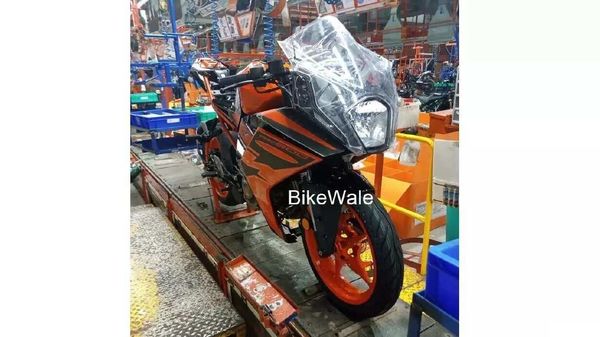 This Modified KTM RC 200 With Modifications Worth Rs 52000 Looks Lethal