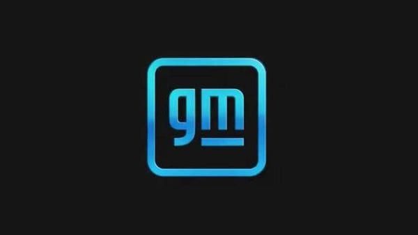 GM has also scrapped its old square blue logo and replaced it with a lower case gm surrounded by rounded corners.