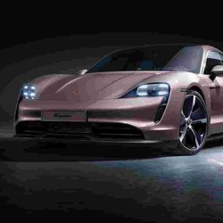 The new model features rear-wheel drive and is available with two sizes of battery. It also includes new features introduced in the other versions at the model year changeover.