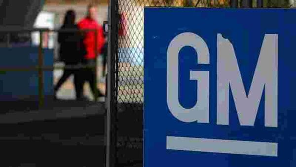File image: The GM logo (REUTERS)
