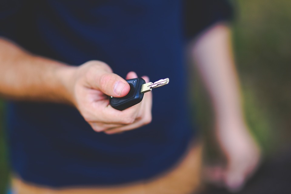 A large part of the move towards car rental services may be being driven by millennials.