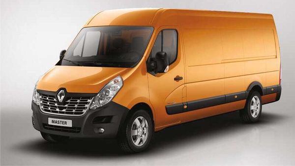 New Renault Master van offers more EV options