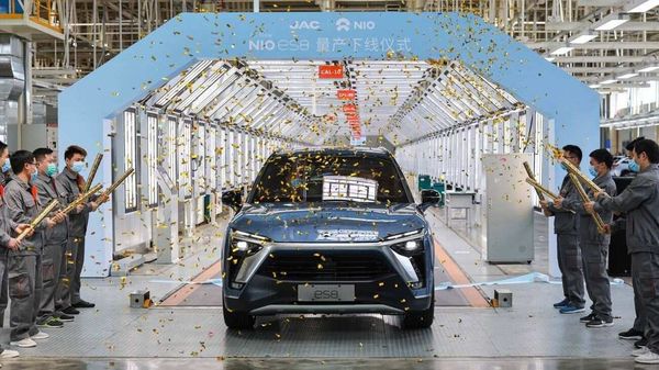 The new NIO ES8 will continue to be powered by two electric motors - a 160 kW permanent magnet motor and a 240 kW induction motor. (Photo courtesy: Twitter/@NIOGlobal)