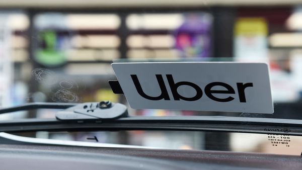 Uber narrows loss after dumping several money-losing assets