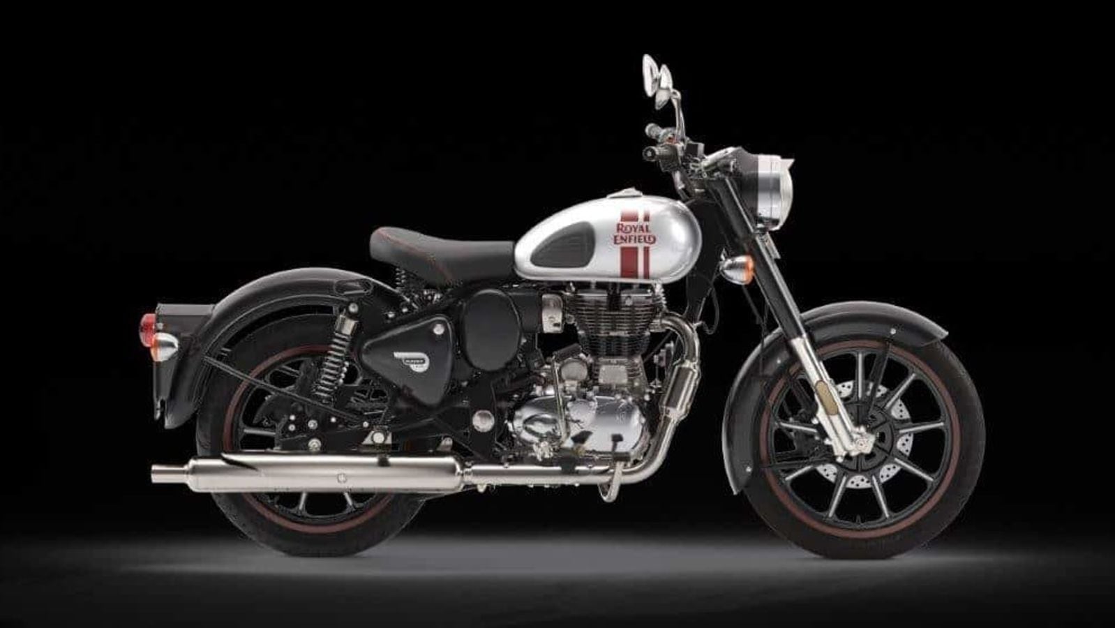 Royal enfield classic 350 silver colour on road deals price