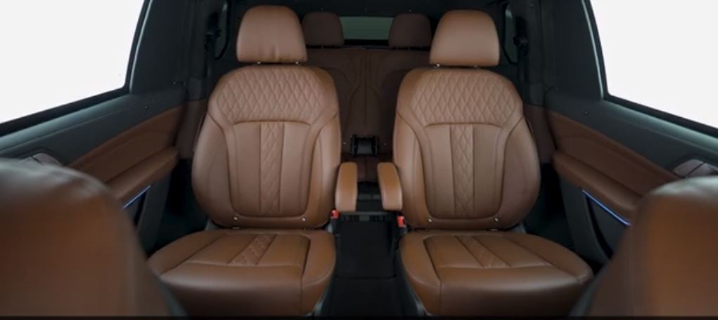 Interior of the Inkas BMW X7