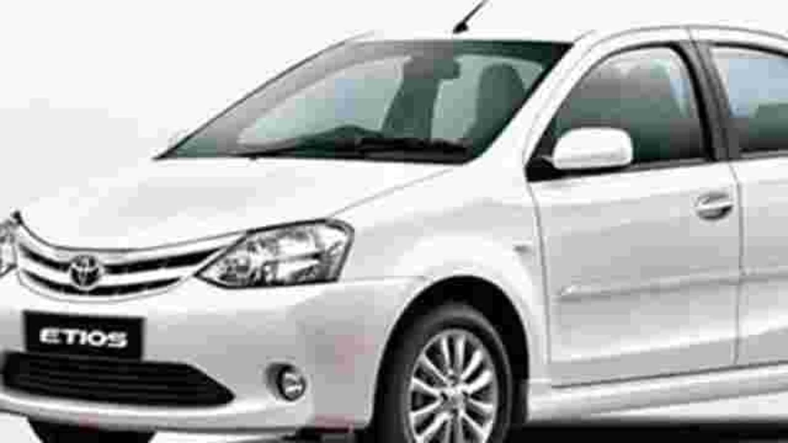 2024 Toyota Etios Cross 1.2 G Price in India - carandbike.com