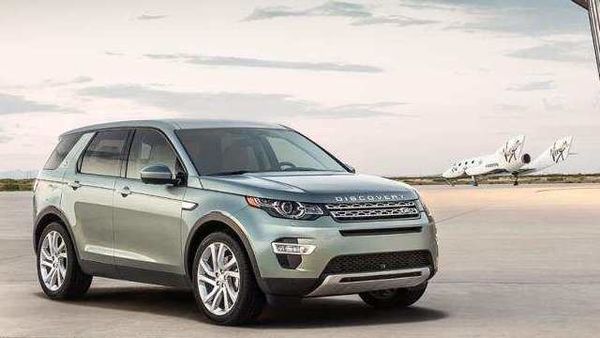 The-Land-Rover-Discovery-Sport-Photo-AFP