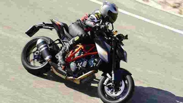 KTM 1290 Super Duke R first ride, review KTM 1290 Super Duke R first ride, review