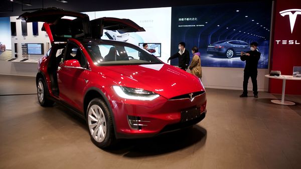 Netflix tesla deals model x