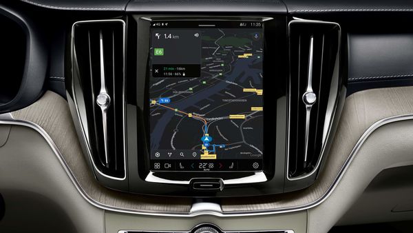 The major update inside the XC60 facelift is the new Google-based infotainment system.
