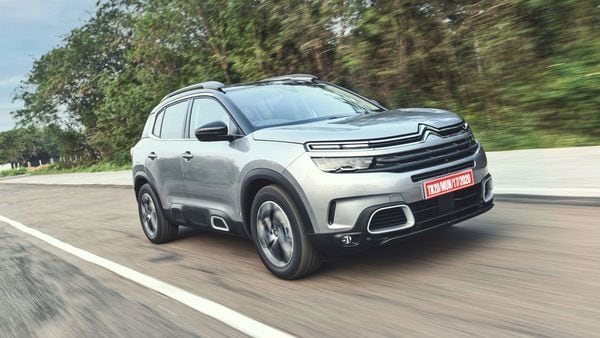Citroen C5 Aircross gets a move on with a sense of purpose on open stretches. 