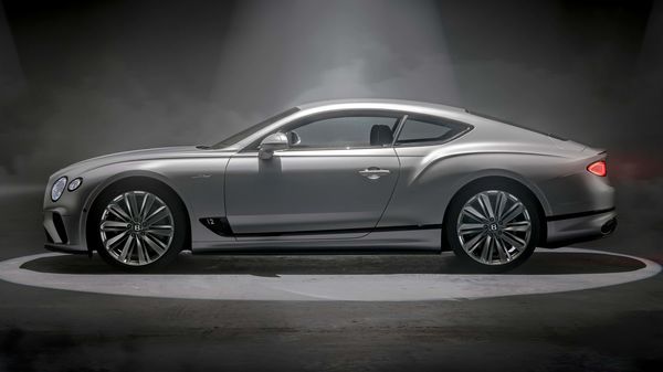 The Continental GT Speed gets re-tued suspension and steering, apart from the Bentley Dynamic Ride which seeks to reduce body roll. The Continental GT Speed gets re-tued suspension and steering, apart from the Bentley Dynamic Ride which seeks to reduce body roll.