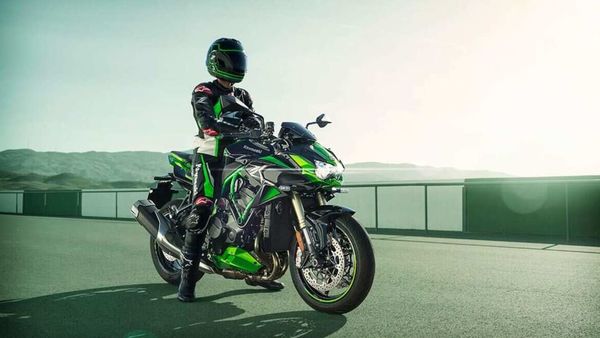 Kawasaki ninja price list hot sale