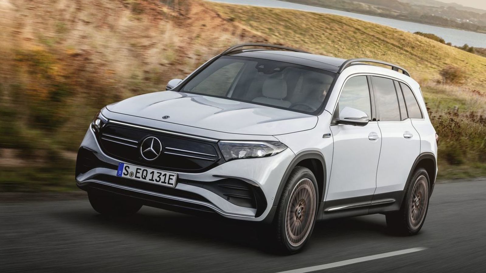 2022 Mercedes-Benz EQB debuts in China with AMG Line