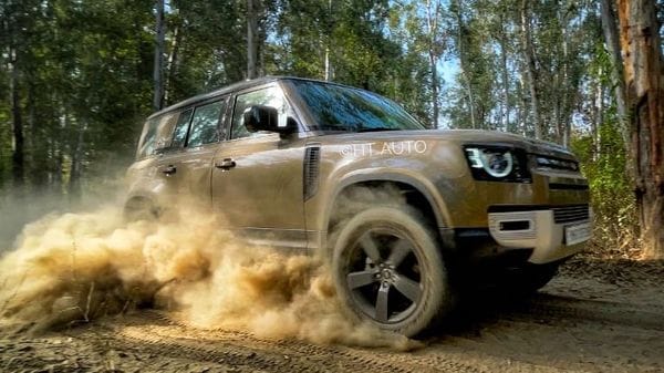 2020 Land Rover Defender Videos Highlight The Modernized Off-Roader