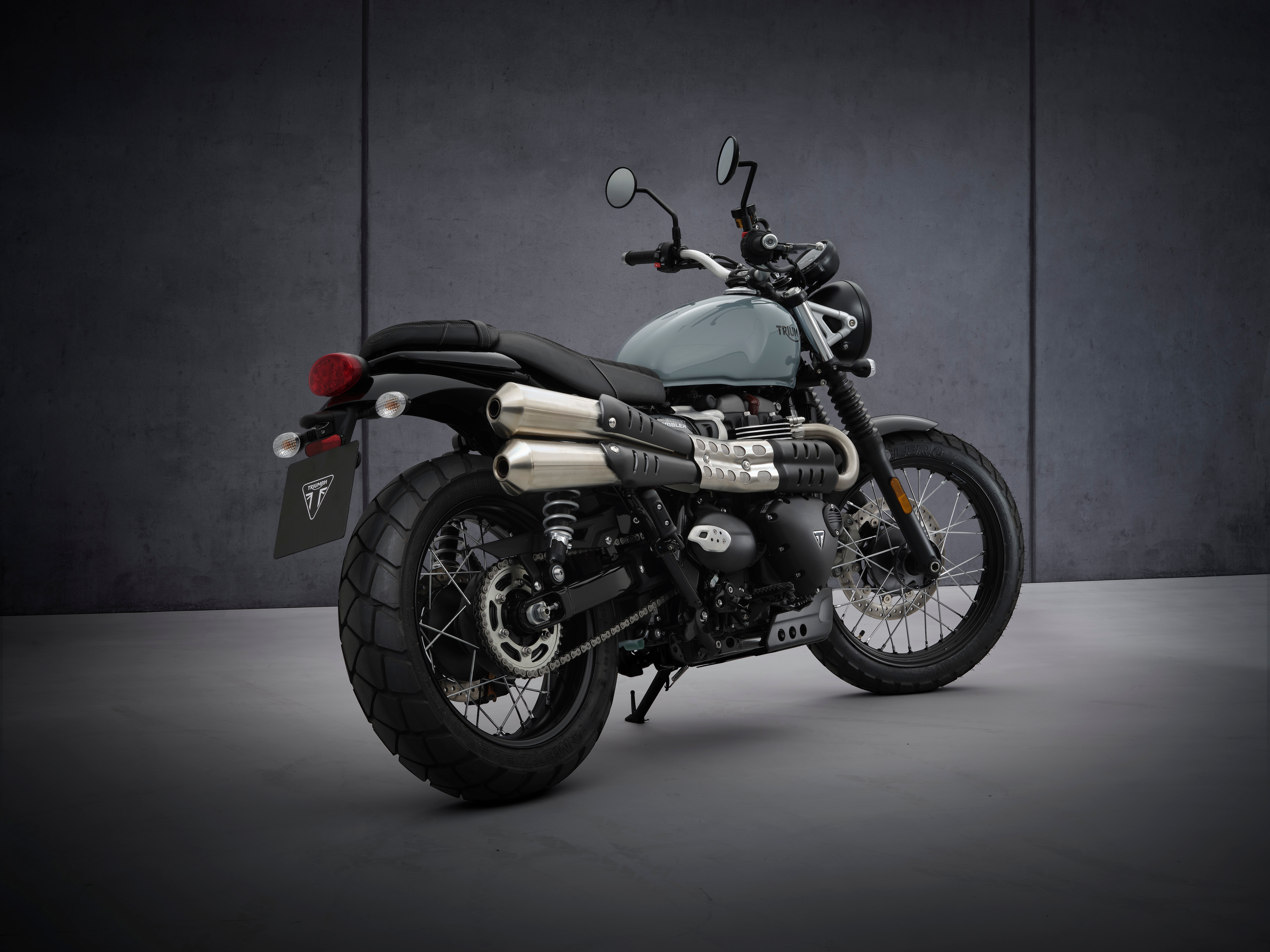 The bike comes with an updated engine. Its 900cc inline twin is liquid-cooled and delivers 65hp with a maximum torque of 80Nm at just 3,250rpm. The bike comes with an updated engine. Its 900cc inline twin is liquid-cooled and delivers 65hp with a maximum torque of 80Nm at just 3,250rpm.