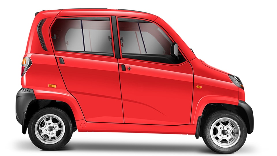 price of bajaj qute car