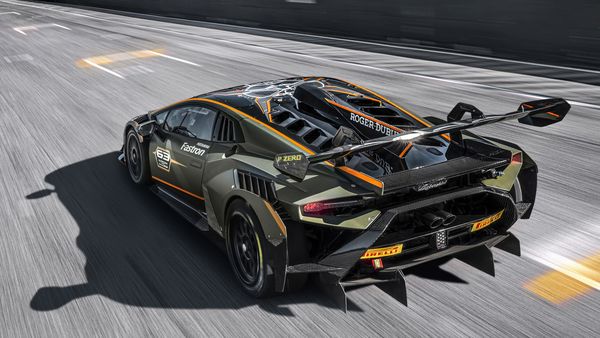 Rear of the Lamborghini Huracan Super Trofeo EVO2 Rear of the Lamborghini Huracan Super Trofeo EVO2