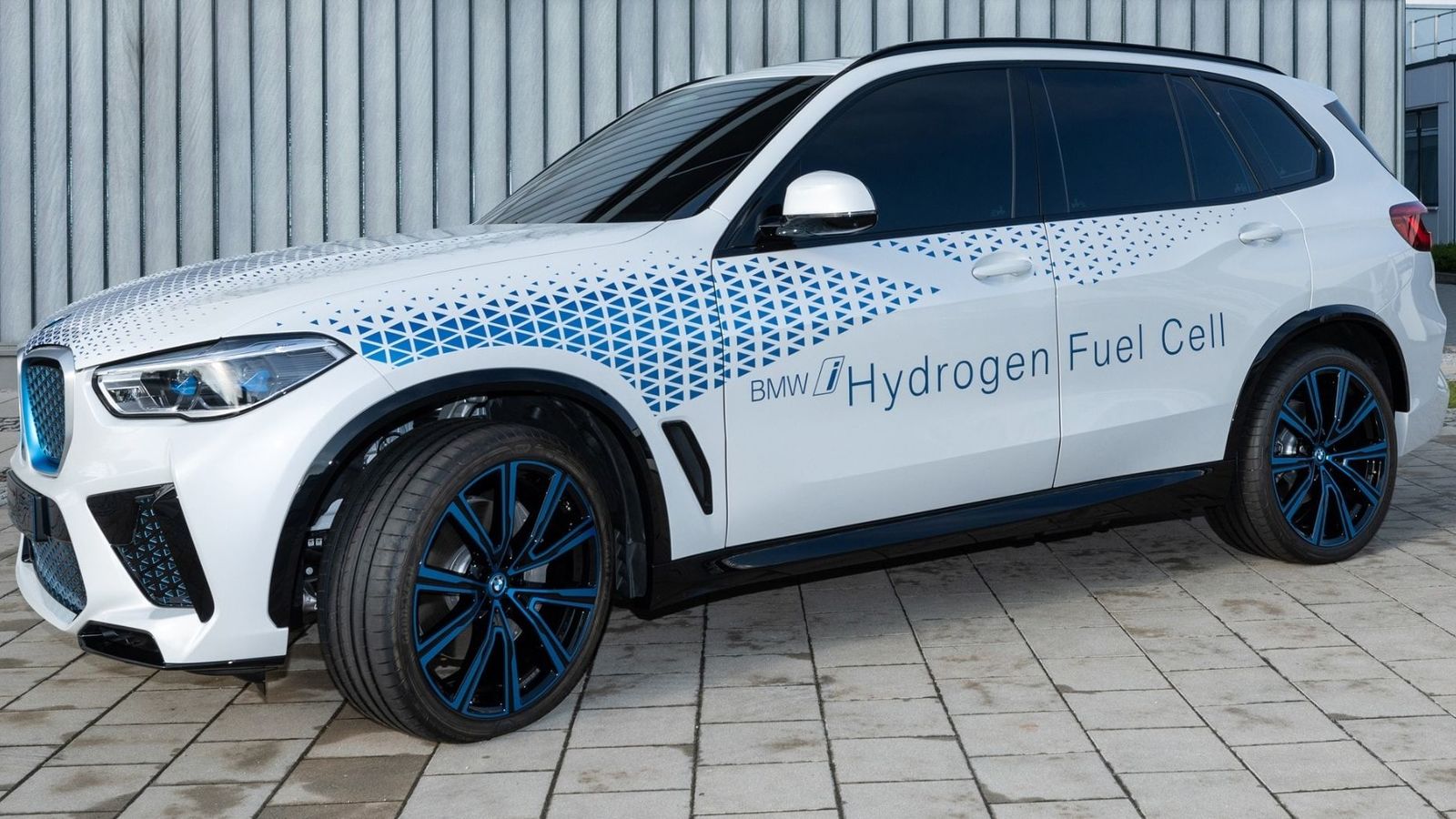 What are the obstacles to hydrogen vehicle adoption in India? | Auto News