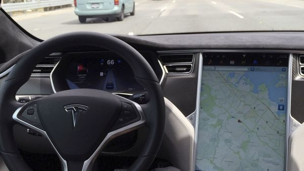 Tesla Dashcam Helps Arrest Person Suspected Of Shooting On Us Highways