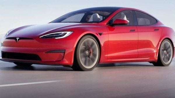 Tesla Model S Plaid, 'world's fastest car', shatters another record ...