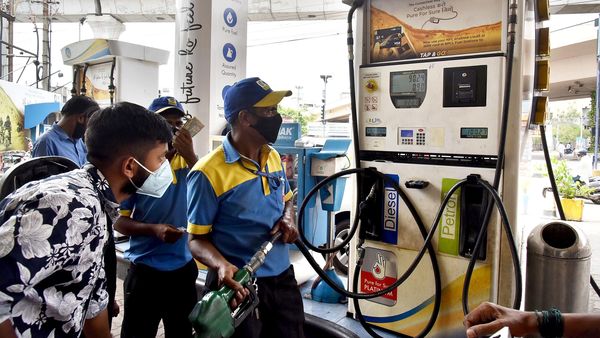 Petrol Price Crosses 100 Per Litre In Bengaluru As Fuel Price Hike Continues