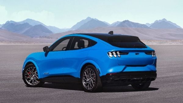 21 Ford Mustang Mach E Gt To Come With 270 Mile Epa Range