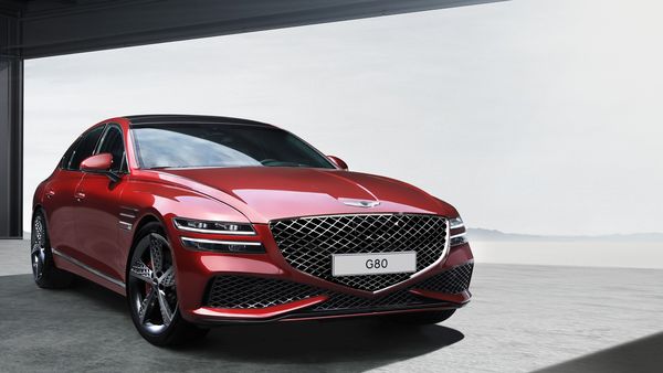 Genesis memperkenalkan G80 Sport baru