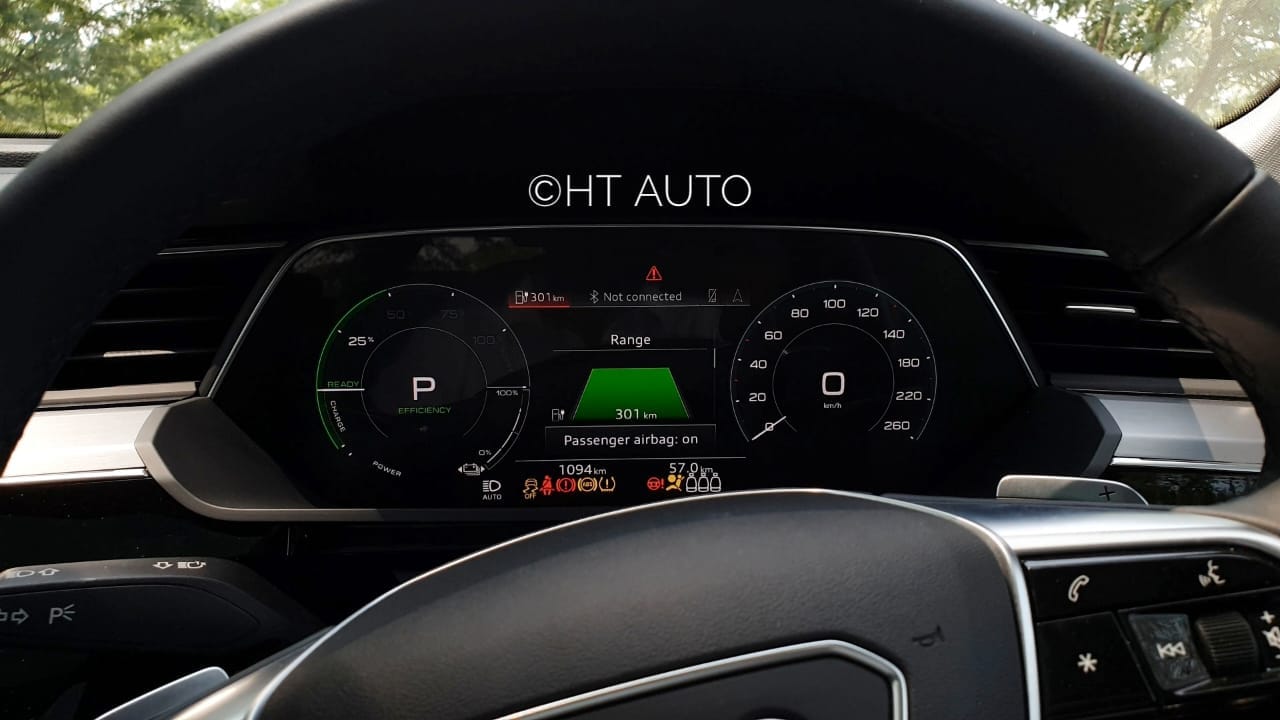 The large driver display is characteristically easy to read drive data from and can also help check range. (HT Auto/Sabyasachi Dasgupta) 