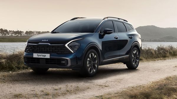 Kia has revealed its all-new Sportage SUV for global markets. The car comes in the latest, fifth-generation form and has been developed on a new architecture. Calling it the ultimate SUV, the Sportage has a driver-centric design, claims the automaker.