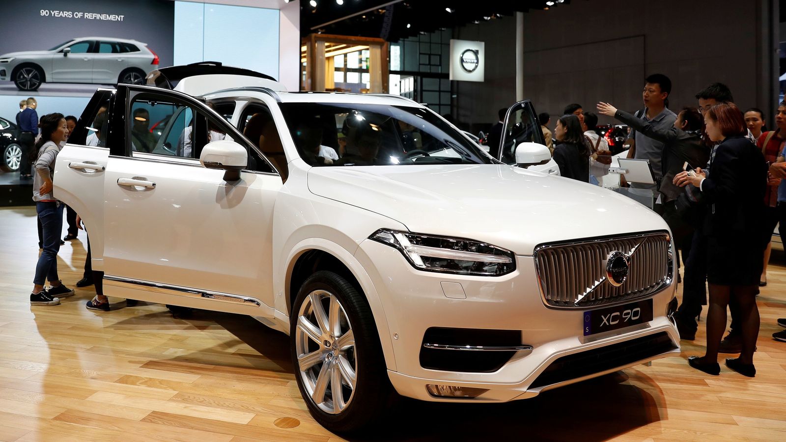 is volvo a chinese company