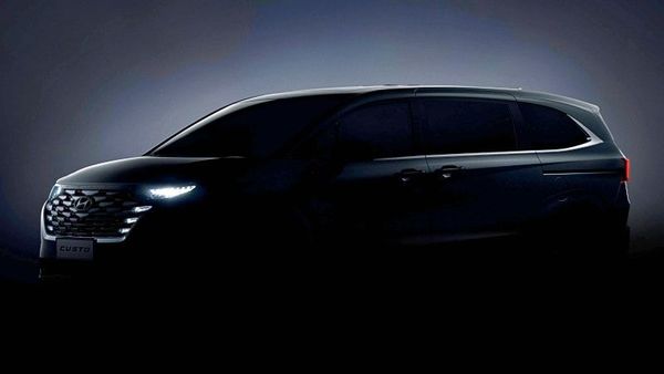 The design of the Hyundai Custo MPV appears to be inspired by the new generation Tucson SUV.